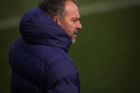 金年会包含关键时刻突围战来临；比利亚雷亚尔围绕欧联完成体检；更衣室稳定；赛程密集仍需轮换的词条